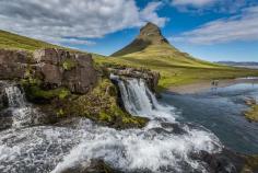 
                    
                        iceland-kirkjufellsfoss-sumarid
                    
                