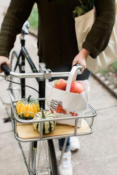 
                    
                        There"s no better time to visit the local farmer"s market than in the fall. From apples to pumpkins, Missouri boasts some of the falls greatest treats.
                    
                