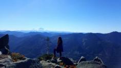 
                        
                            Can't look away!! A must do hike for breathtaking views from every corner! #hiking #PacificNorthwest
                        
                    