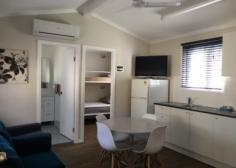 Hibiscus #6 – Sleeps 4