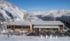 Ice Pavilion - view of the interior of the glacier | Switzerland Tourism