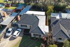 We provide advanced roof restoration and repair services in Narre Warren. We use multiple techniques like repainting damaged portion of the roof, replacing broken shingle and tiles, and repainting areas with flaky paint or the de-mossing entire roof.