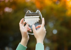 Custom Kalimba Thumb Piano
Personalized Photo Engraved Kalimba
custom kalimba
https://mythumbpiano.com/
