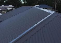 ﻿Roof Response has over 25 years of experience providing roof repairs and replacements on the Sunshine Coast. We serve residential and small business clients, ensuring their roofs are watertight. Our team specialises in working with all metal roofing materials and can fix your issues quickly and affordably. Cracks and leaks can cause severe damage to your roof cavity, ceiling, interior walls, and electrical systems. For this reason, calling a roofing expert at the first sign of damage is essential.