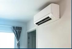 We handle the air conditioning installation on the Sunshine Coast of systems for commercial, residential, and body corporate properties. From split systems to ducted, bulkhead, and cassette units, our team at Thermotech Cooling Solutions supplies, installs, and repairs a wide range of air conditioners. Our services also cover common issues such as water leaks, dust or mould build-up, and inadequate cooling or heating. For optimal performance, consider our preventive maintenance services to keep your system running smoothly and efficiently.